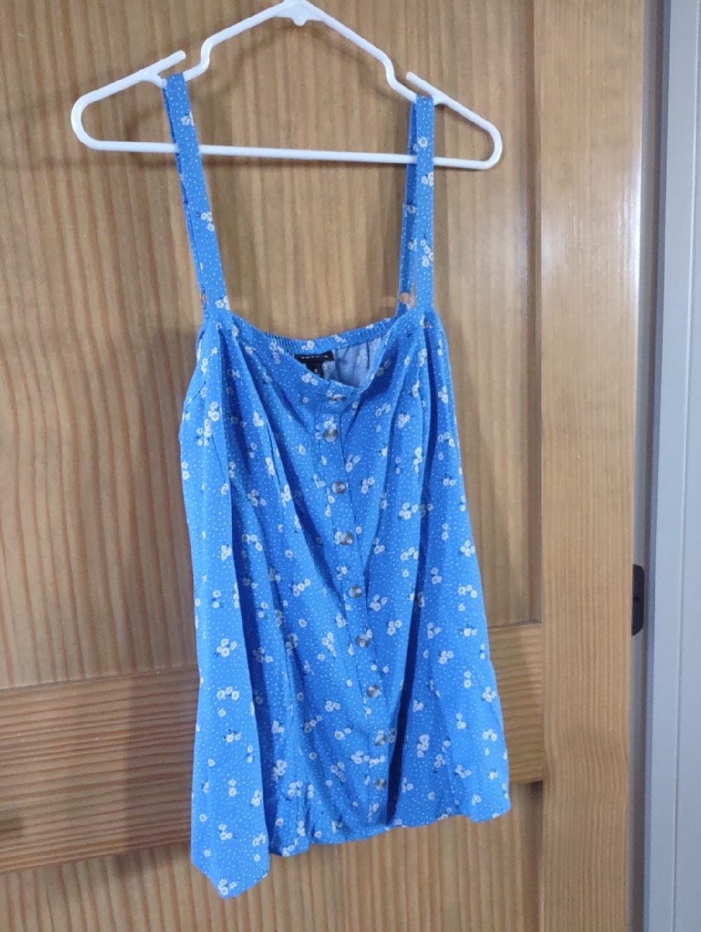 0X Torrid Blue Floral Tank  Button-Front Top
